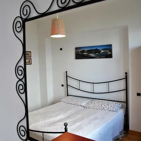 Il Medeghino Apartament